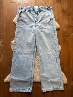 Regeneration by Celebrity Pink, willow, light wash wide leg drawstring jeans, M